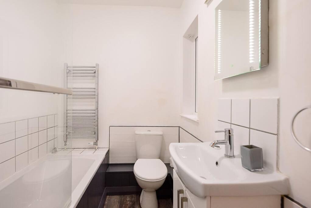 1 Abbey Mews, Leiston Apartment Bagian luar foto