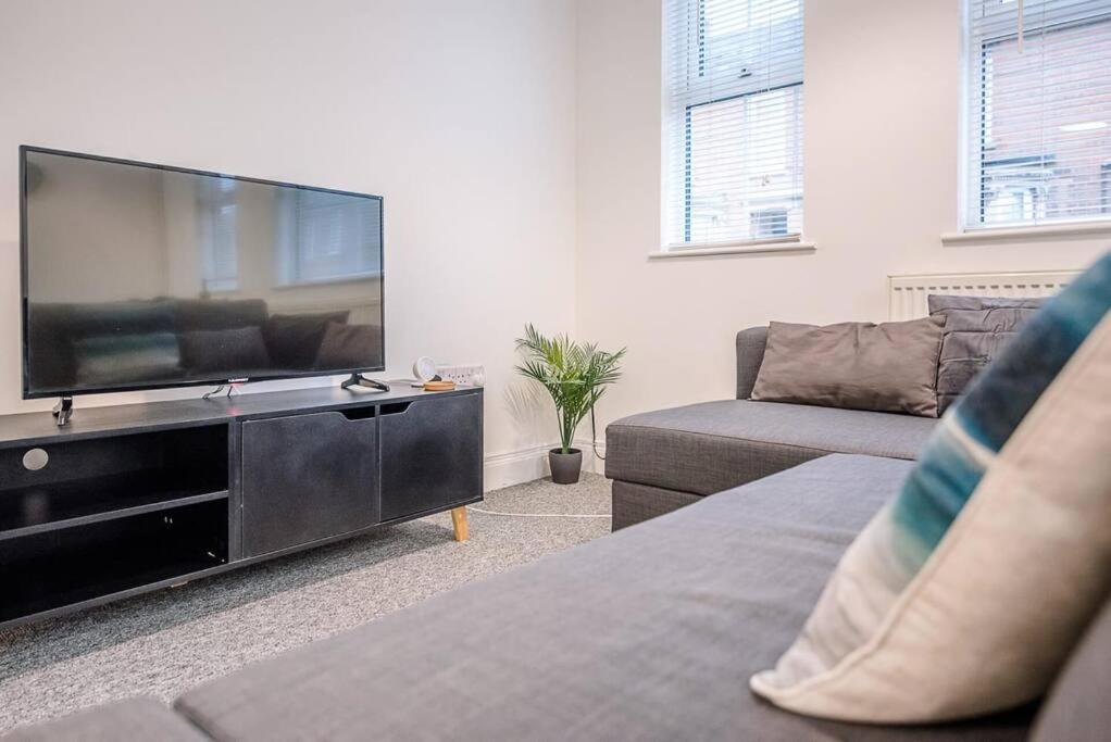 1 Abbey Mews, Leiston Apartment Bagian luar foto